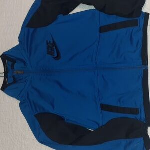 Nwot  sz 2T NIKE lightweight jacket.